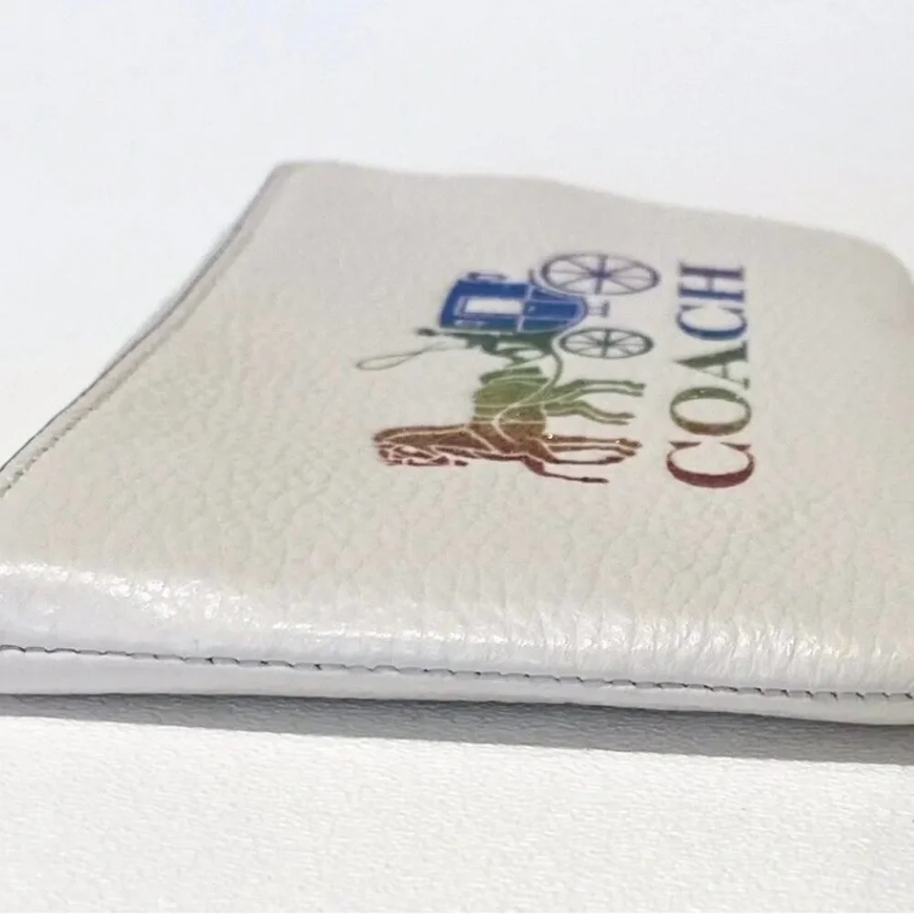 COACH‎ CORNER ZIP WRISTLET POUCH WALLET WITH RAINBOW HORSE AND CARRIAGE NWT